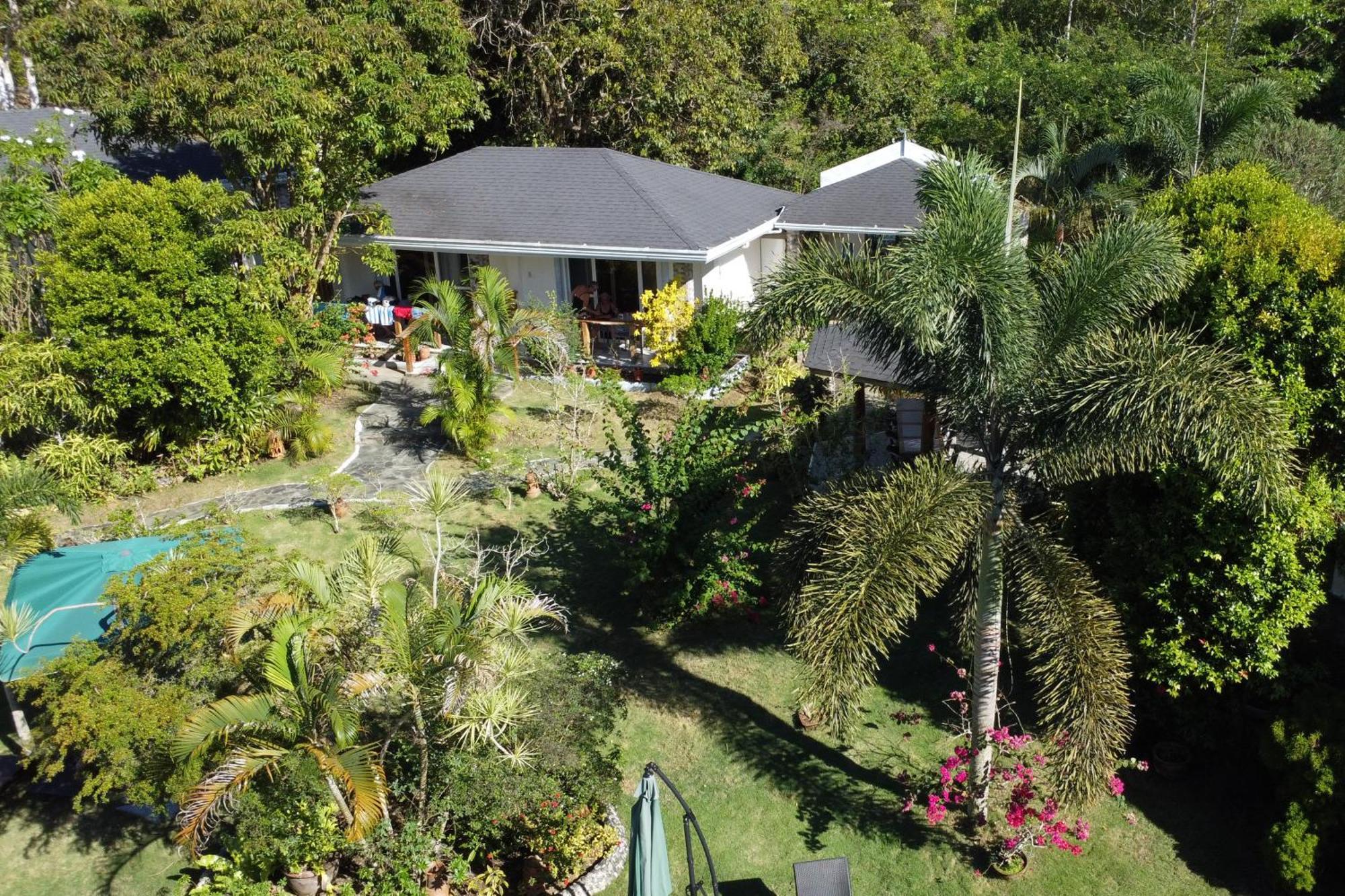 Garden Bungalows Resort Siquijor Εξωτερικό φωτογραφία